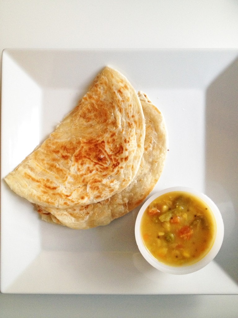 Canai dal roti ROTI CANAI;