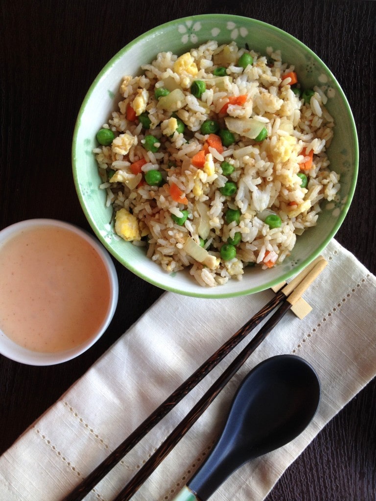 hibachi-style-fried-rice-with-yum-yum-sauce-the-cooking-jar