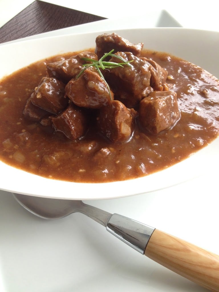 Slow Cooker Beef Goulash