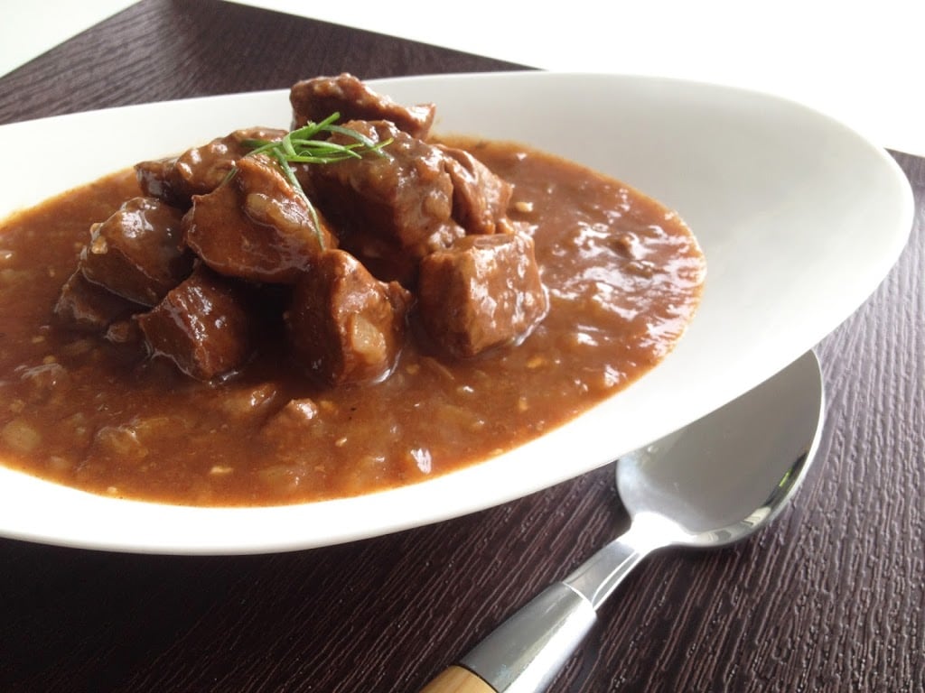 Slow Cooker Beef Goulash