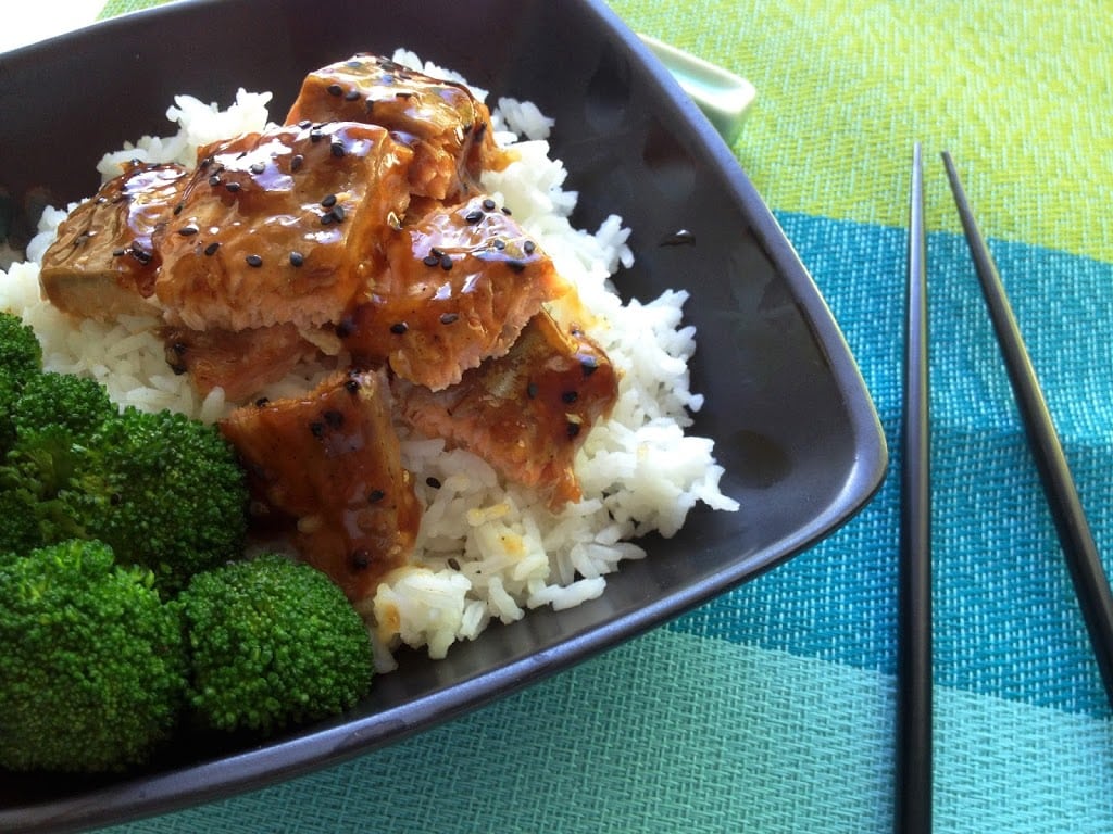 Salmon Bowl with Broccoli