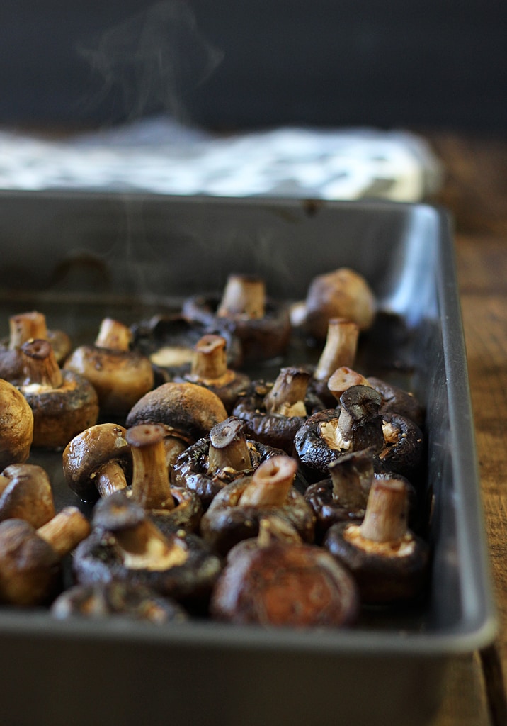 Smoky roasted mushrooms makes a great side dish to any pot roast or steak. Doused in a garlic butter sauce and seasoned with smoked paprika and parsley.