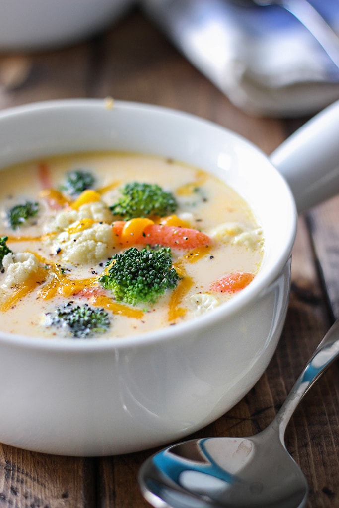 A simple and quick recipe for cheese and veggie chowder. Kid friendly and easy to cook with six ingredients and ready in 30 minutes.