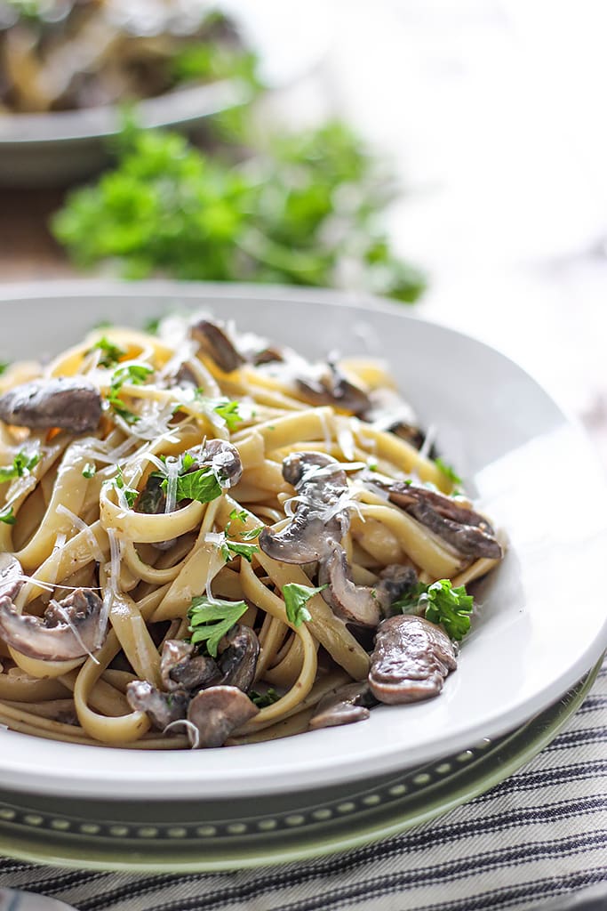 Hearty, earthy and meaty. This creamy mushroom Alfredo is a great dinner for two for pasta lovers.