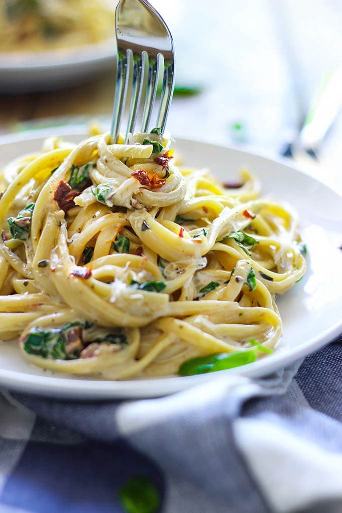 Creamy Sun Dried Tomato And Spinach Pasta The Cooking Jar