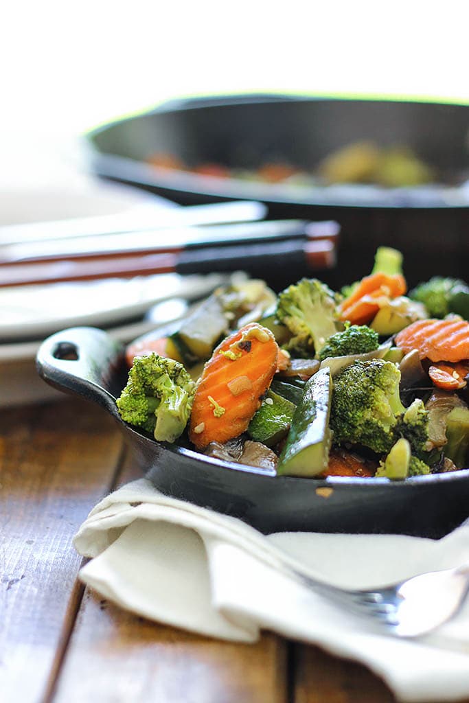 Want your favorite Japanese steakhouse hibachi vegetables at home? Cook up this quick and easy 20 minute recipe!