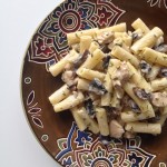 Rigatoni pasta with chicken sauteed in thyme and sage and Portobello mushrooms in a creamy white sauce with a hint of nutmeg.