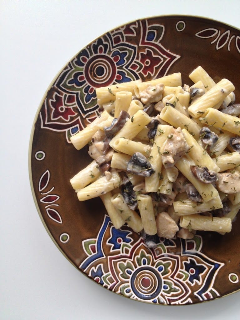 Rigatoni pasta with chicken sauteed in thyme and sage and Portobello mushrooms in a creamy white sauce with a hint of nutmeg.