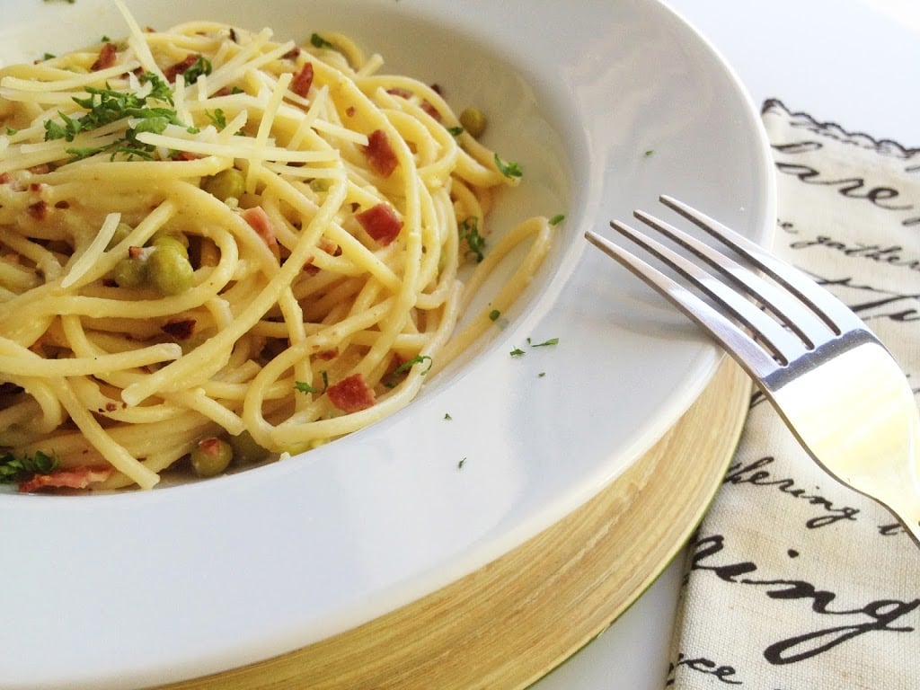 Skinny Spaghetti Carbonara - The Cooking Jar