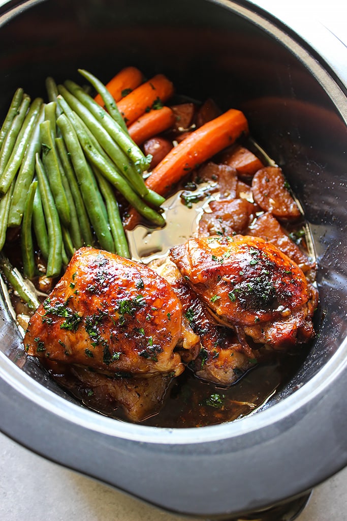 First use of my new Sailor Moon crockpot! I made honey garlic chicken with  namaste carrots, green beans, and purple potatoes. It turned out fantastic!  : r/slowcooking