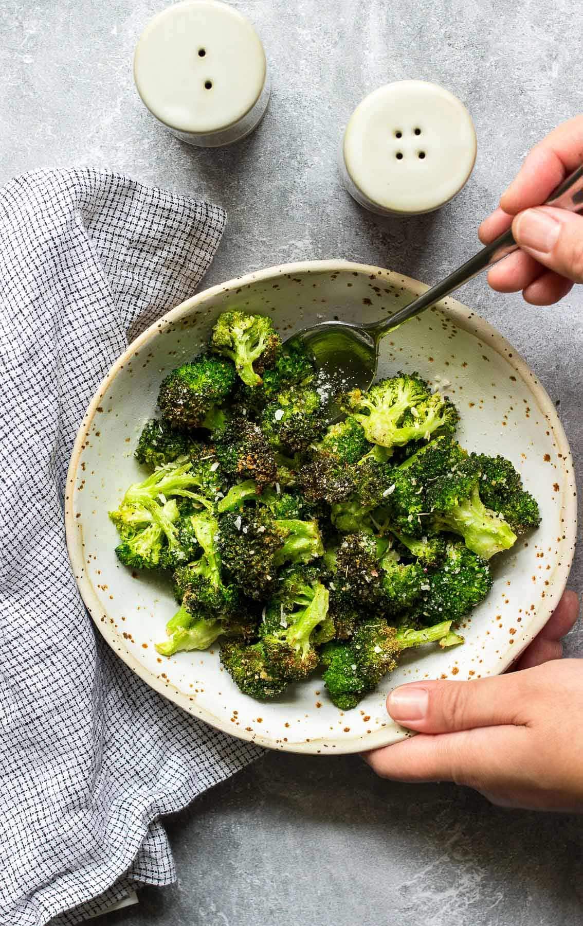 Air Fryer Garlic Parmesan Broccoli