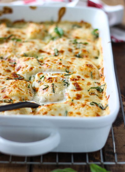 Google Web Story Cover Spinach and Artichoke Ravioli Bake