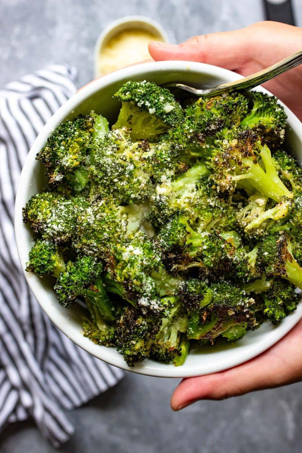 Garlic Parmesan Roasted Broccoli - The Cooking Jar