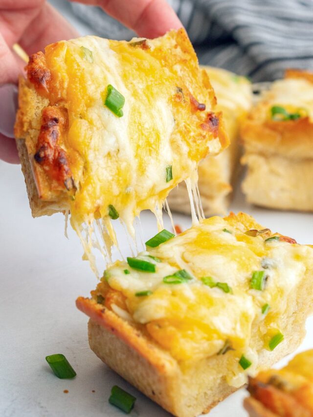 Cheesy Garlic Bread The Cooking Jar