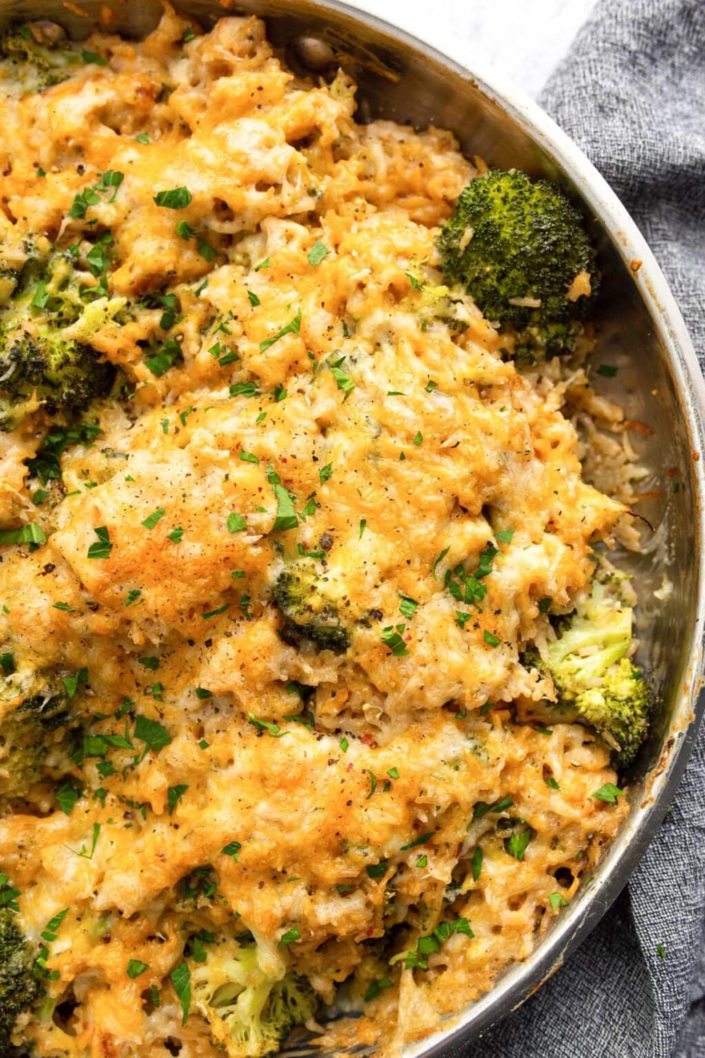 One Pot Chicken Broccoli Rice Casserole - The Cooking Jar