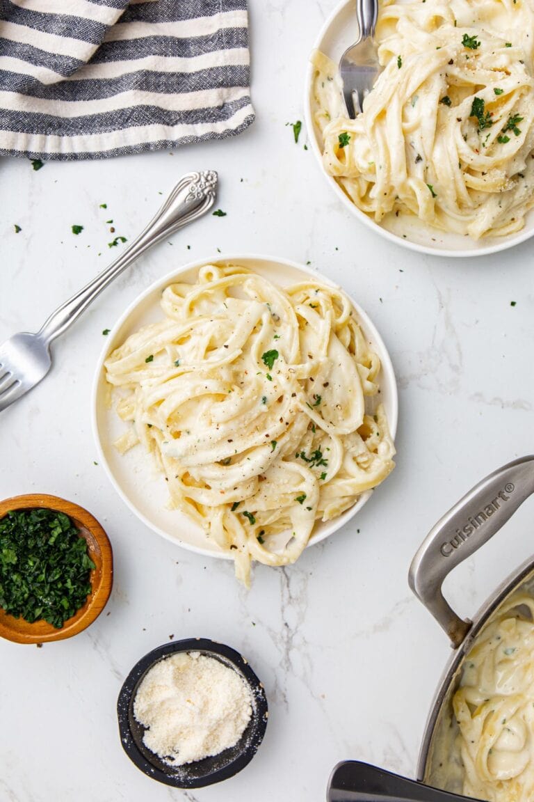 Homemade Alfredo Sauce - The Cooking Jar